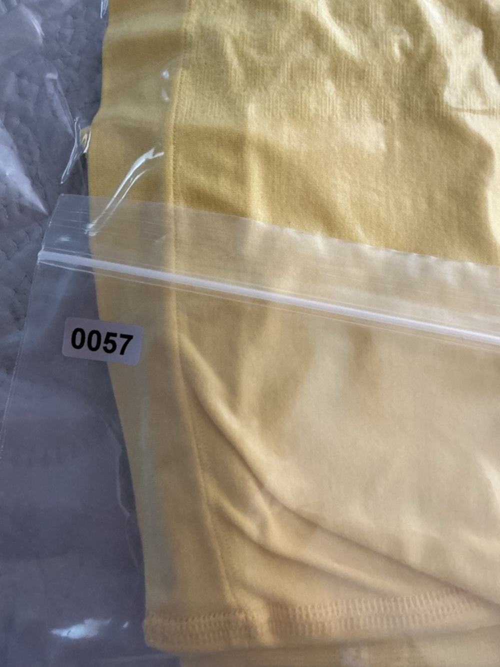 Alphalete#Alphalete High-Waisted Seamless Biker Shorts - Yellow (Size M) - Picture 7 of 7